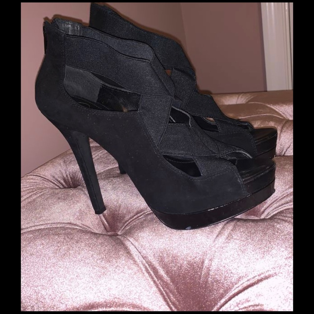 Jessica Simpson black suede heels